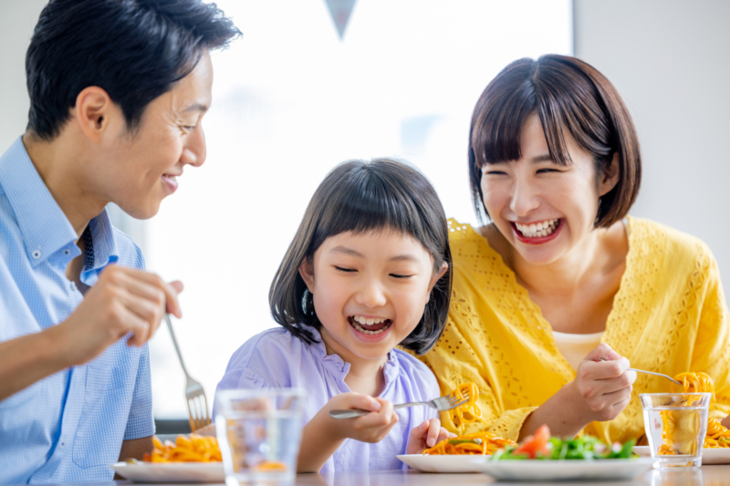 名護で楽しむ贅沢な食べ放題ディナー